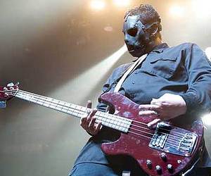 Басист Slipknot Пол Грей скончался от передозировки опиатов