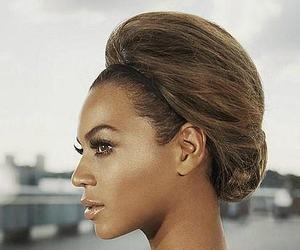 Бейонс (Beyonce) заявила о том, что ей недостаточно считаться просто «поп звездой»