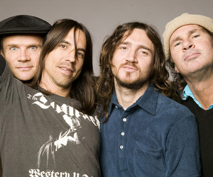 «Black Sabbath» и « Red Hot Chili Peppers» станут хедлайнерами фестиваля « Lollapalooza»