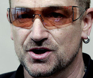 Боно из U2 будет петь в честь Обамы