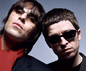 Братья Галлахеры объявили перемирие, чтобы возродить «Oasis»