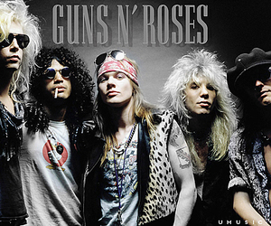 Бразильский концерт Guns N'Roses сорвался из за обрушения сцены