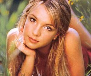 Britney Spears не может без детей