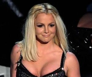 Britney Spears призналась, почему она не может избавиться от лишних килограммов