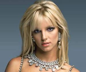 Britney Spears разыскивает бездомного