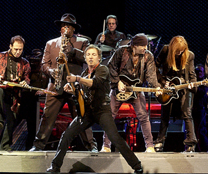 Bruce Springsteen записал дуэт с панками