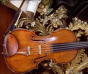 Для виолончели Страдивари подыщут нового хозяина на аукционе «Reuning&SonViolins»