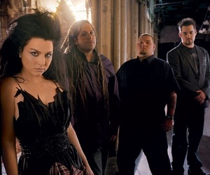 Evanescence представили своими поклонникам фрагмент новой песни (аудио)