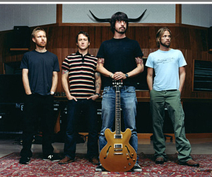 Foo Fighters выпускает сборник хитов