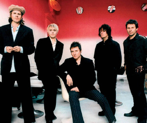 Группа Duran Duran отменила свои концерты в России