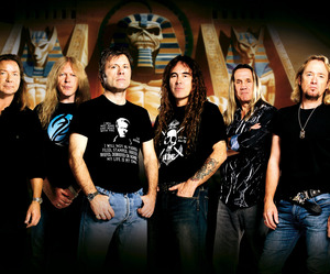 «Iron Maiden» продемонстрируют фанатам закулисную жизнь тура «The Final Frontier»