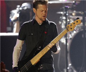 Экс басист «Metallica»: «Новый год. Новая группа. Новая жизнь!» Джейсон Ньюстед представляет новый сингл