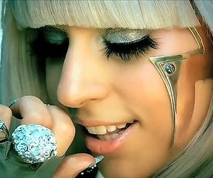 Lady GaGa возглавила годовой чарт Last.fm