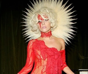 Леди Гага испортили празднование 25 летия