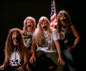 Лидер Megadeth Dave Mustaine отвлёкся от музыки