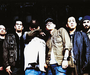 Linkin Park выставили на продажу концертные архивы
