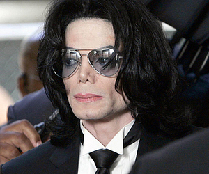 Майкл Джексон умер в долгах
