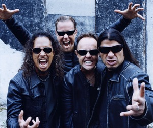«Metallica» избавилась от кабалы и выкупила все свои песни
