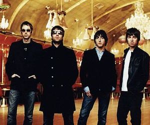 Oasis названы лучшей британской группой