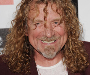 Robert Plant меняет «Band Of Joy» на проект «Потрясающие космические ловкачи»
