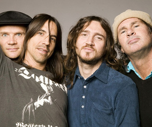 Рок группа Red Hot Chili Peppers огласила дату выхода нового альбома