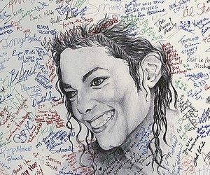 Сегодня (25 июня)   год со дня смерти Майкла Джексона