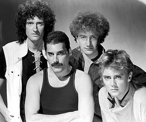 Сингл группы Queen попал в зал славы Грэмми