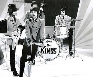 The Kinks выпускает ретроспективную коллекцию «Picture Book»