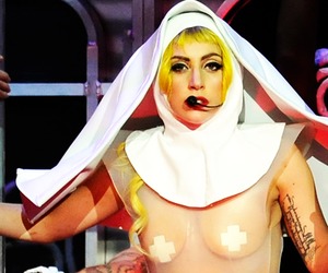 В 2011 году Lady Gaga заработала больше всех своих коллег исполнительниц