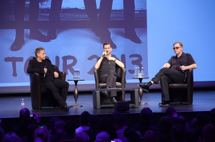 В 2013 году «Depeche Mode» побывают с концертами в Украине, России и Беларуси