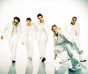 Вокалист Backstreet Boys заболел свиным гриппом