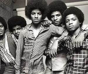 Знаменитый семейный квинтет The Jacksons, получил премию Icon Award